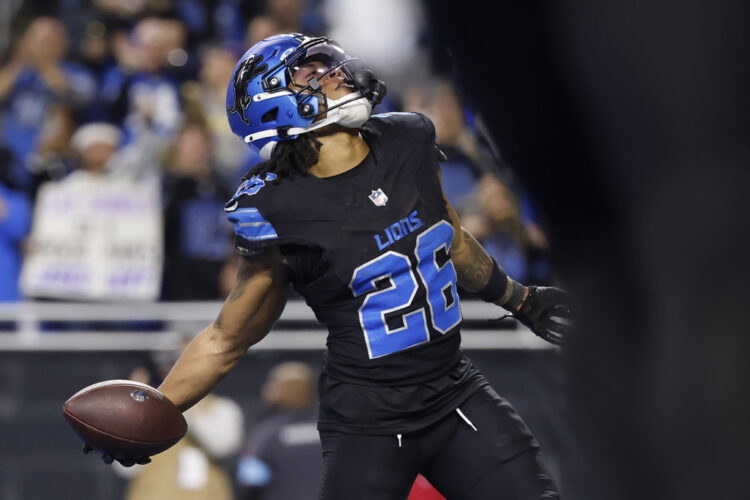 Lions secure NFC's No. 1 seed, Broncos and Buccaneers clinch the NFL's final two playoff spots